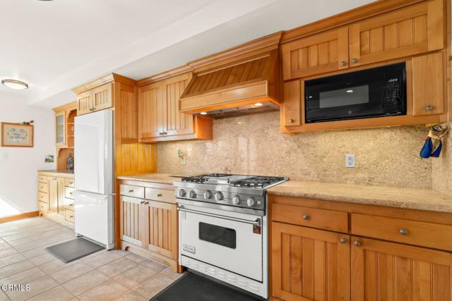 Detail Gallery Image 7 of 29 For 505 Briarwood Ter, Ventura,  CA 93001 - 3 Beds | 2 Baths