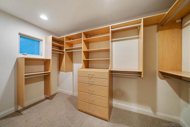 7102 Via Mariposa Norte, Bonsall CA: https://media.crmls.org/mediaz/247e7298-1cdd-4e68-b530-3727ee66ed06.jpg