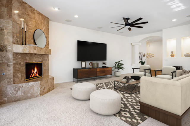 40747 Palm Court, Palm Desert CA: https://media.crmls.org/mediaz/247ef457-ae75-4932-8fe4-8a1a8584b4ff.jpg