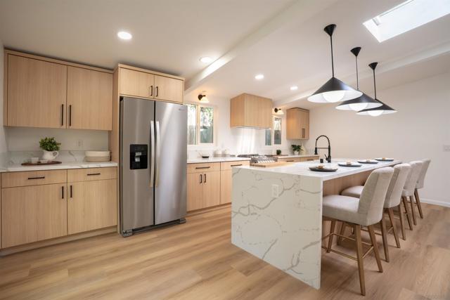 Image 9 of 48 For 5644 Bromley Way