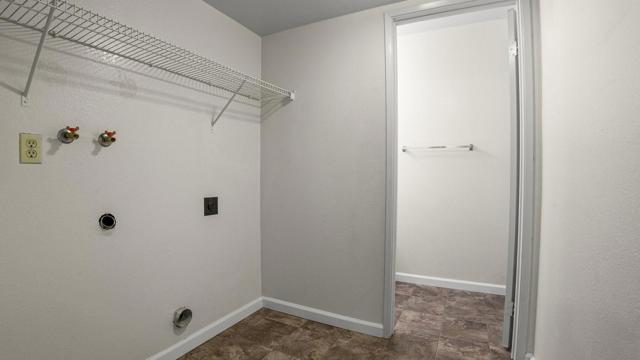 622 N Ahwanee Terrace, Sunnyvale CA: https://media.crmls.org/mediaz/24804b89-6a5f-43ff-9960-ba49e1fcf205.jpg