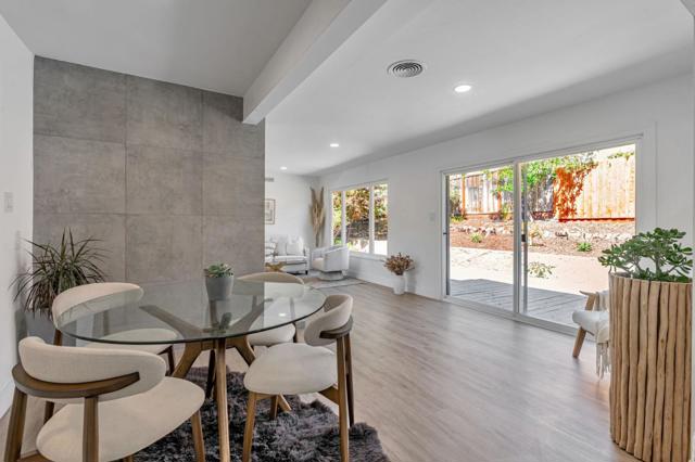430 Marshall Drive, Walnut Creek CA: https://media.crmls.org/mediaz/2480f37f-8f2f-494e-a9bd-663a76b1ba36.jpg