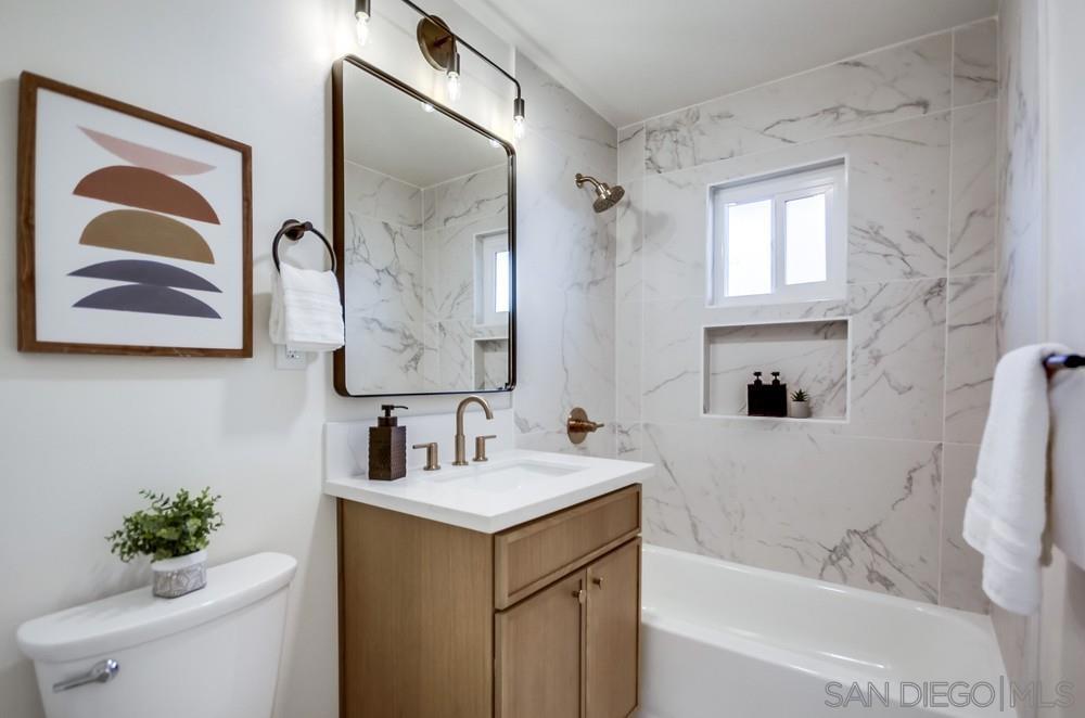 MLS #250043783SD image #10