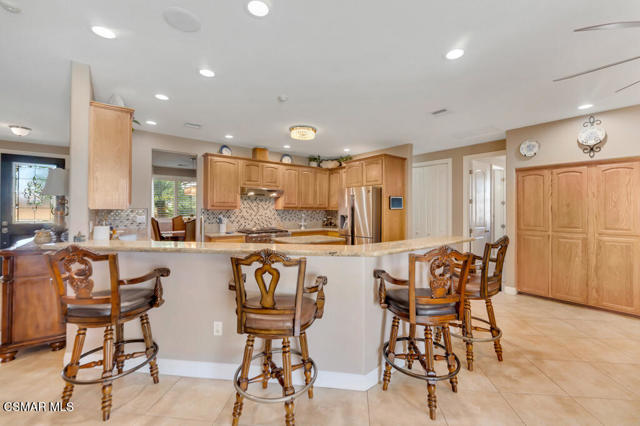 7142 W Avenue A4, Lancaster CA: https://media.crmls.org/mediaz/2482f4f9-c3e2-4235-9e52-5df3f4c7452d.jpg
