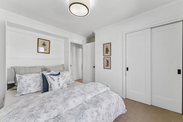 2 Black Tail Lane, Monterey CA: https://media.crmls.org/mediaz/24838897-2c27-4ef3-bf11-f72c44523c45.jpg