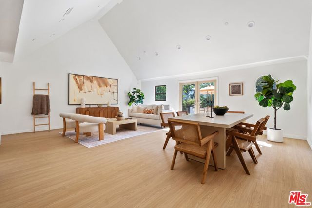 3945 Franklin Street photo 1