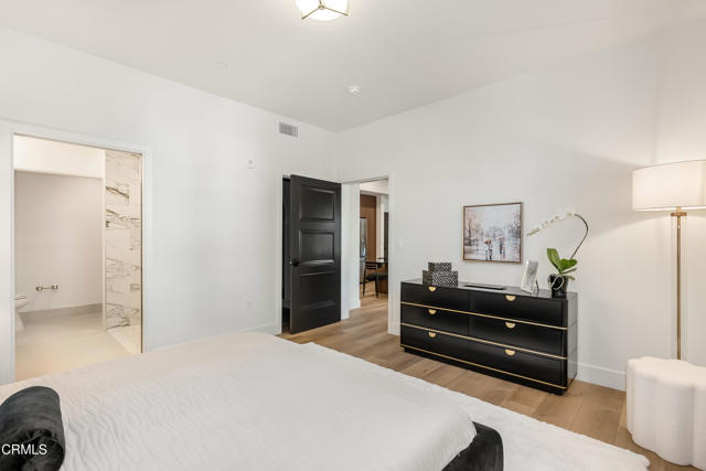 Detail Gallery Image 13 of 41 For 139 S Oak Knoll Ave #203,  Pasadena,  CA 91101 - 2 Beds | 2 Baths
