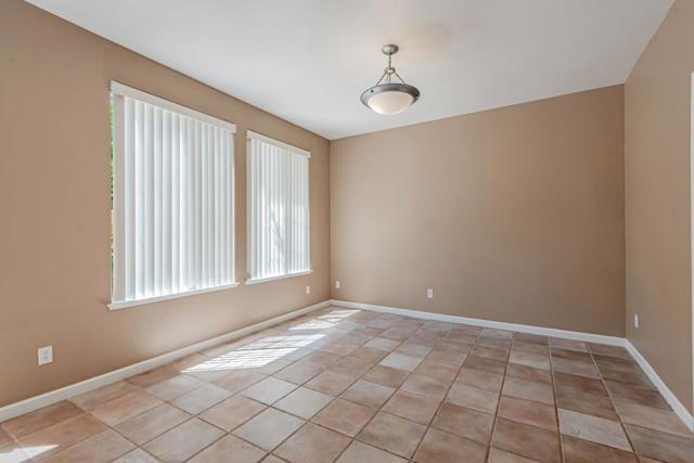 2829 Rubino Circle, San Jose CA: https://media.crmls.org/mediaz/2485befb-ced2-44f0-b62e-e14d233afcd4.jpg