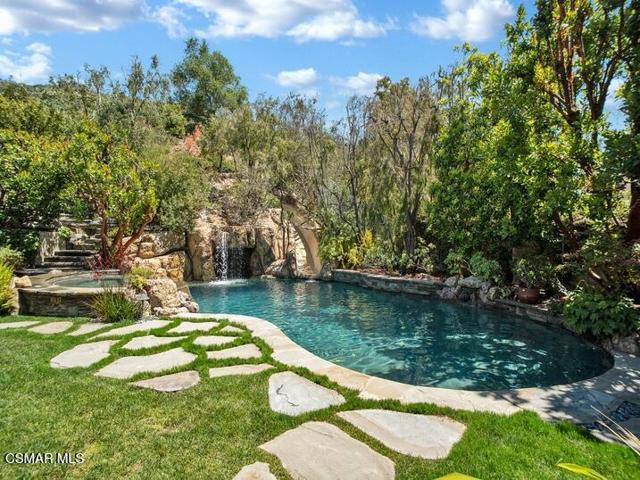 5455 Via Olas, Newbury Park CA: https://media.crmls.org/mediaz/2487b8b1-6b6b-4368-971c-87dd006f7e1b.jpg