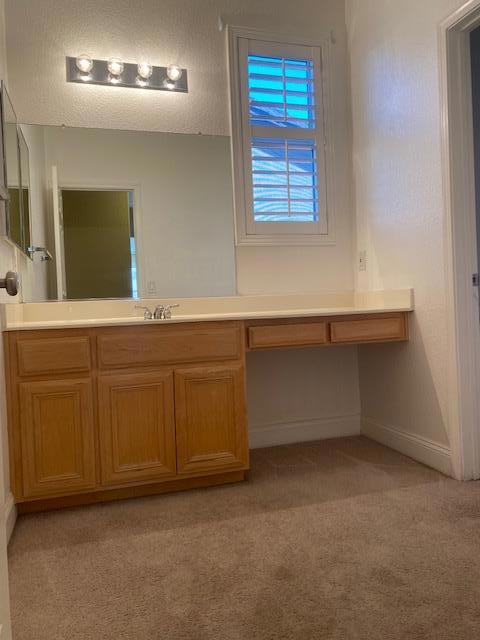 346 Vasconcellos Avenue, Manteca CA: https://media.crmls.org/mediaz/24880074-6afe-4cd2-926b-9e65ea68fc6e.jpg