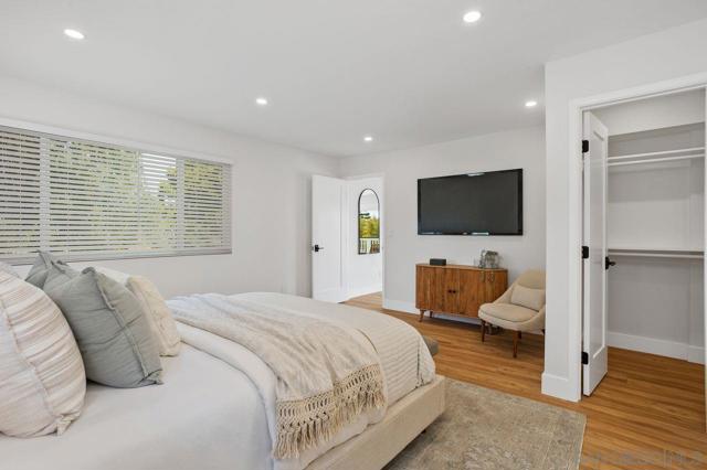 1717 Archer Street, San Diego CA: https://media.crmls.org/mediaz/24881397-46ee-4763-8a58-e6d5d48185c5.jpg