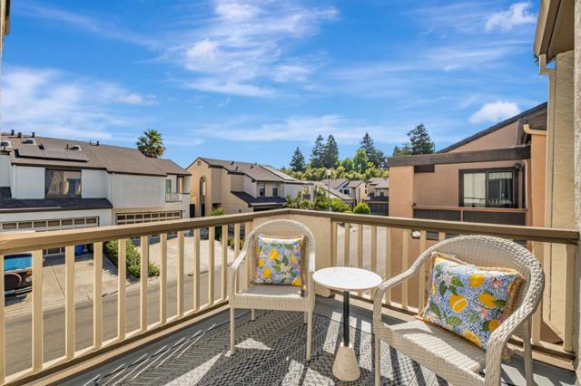 39623 Buena Vista Terrace, Fremont CA: https://media.crmls.org/mediaz/24884095-c11f-47f7-a53f-b76c545cb2ef.jpg