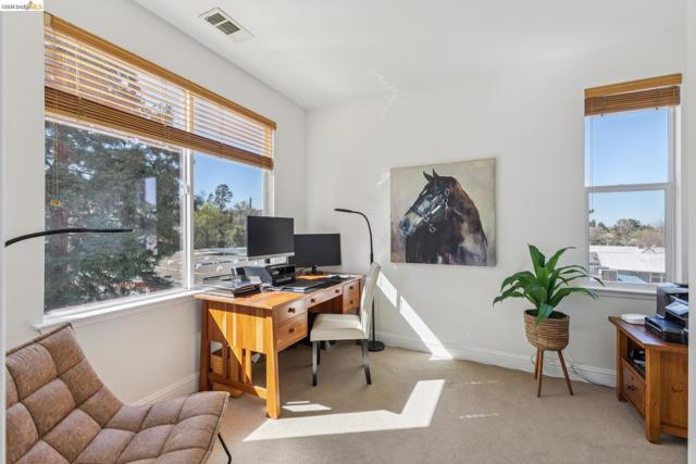 Image 37 of 49 For 548 Gabriel Ct