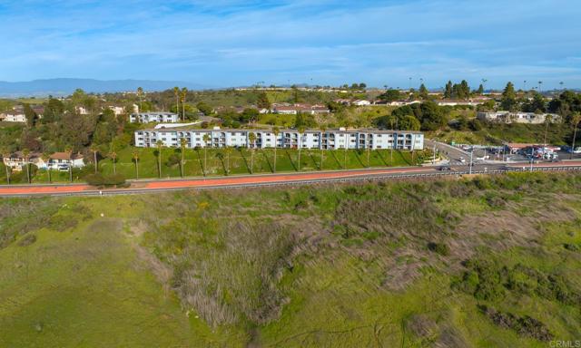 Detail Gallery Image 3 of 32 For 3606 Vista Rey #46,  Oceanside,  CA 92057 - 2 Beds | 2 Baths
