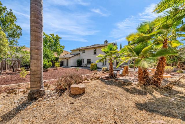 6252 Placid Court, San Jose CA: https://media.crmls.org/mediaz/248b1c3c-5687-47fe-8929-fcdfe8cf8599.jpg