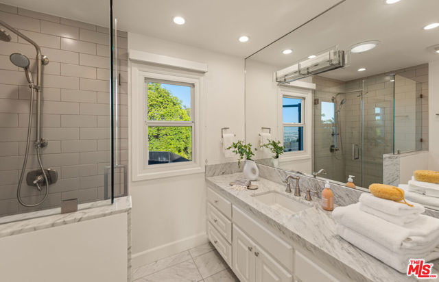 Drew Fenton | 3123 Stone Oak Drive Los Angeles CA | MLS: 7171865