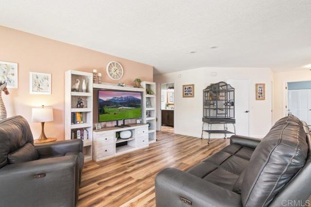 Detail Gallery Image 12 of 62 For 914 N Main Ave, Fallbrook,  CA 92028 - 3 Beds | 2 Baths