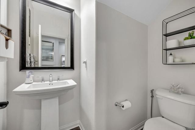 21408 Trail Ridge Drive, Escondido CA: https://media.crmls.org/mediaz/248d0f07-1d56-4df6-991d-3040194cfabe.jpg