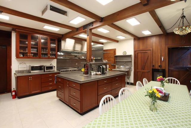 16770 Redwood Lodge Road, Los Gatos CA: https://media.crmls.org/mediaz/248d925b-ceee-450a-924e-ff7fa8bcff11.jpg