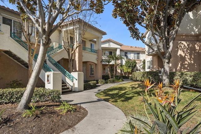 11450 Via Rancho San Diego, El Cajon, California 92019, 2 Bedrooms Bedrooms, ,2 BathroomsBathrooms,Condominium,For Sale,Via Rancho San Diego,250016923SD