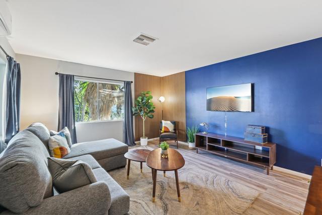 26086 Bear Valley Heights Road, Escondido CA: https://media.crmls.org/mediaz/248dec0a-0b3f-420d-8133-d938524872e7.jpg