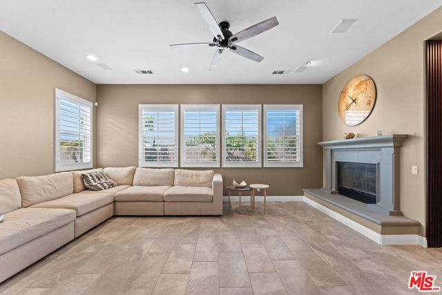 Image 18 of 49 For 43083 Corte Del Oro