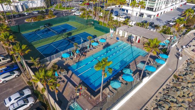 1810 Avenida Del Mundo, Coronado CA: https://media.crmls.org/mediaz/248f31b7-8f1e-4df2-af98-a98f16decc99.jpg