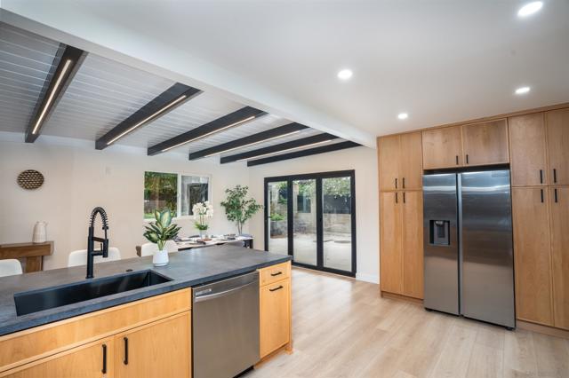 4664 Isleta Ave, San Diego CA: https://media.crmls.org/mediaz/248f9005-132d-4be0-8d81-5a89368e05d9.jpg