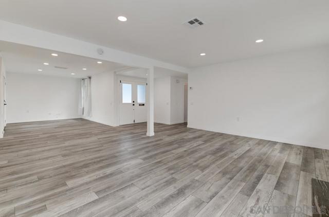 12415 Horado Road, San Diego CA: https://media.crmls.org/mediaz/24906f28-7e20-47aa-a68a-4128e152bb8e.jpg