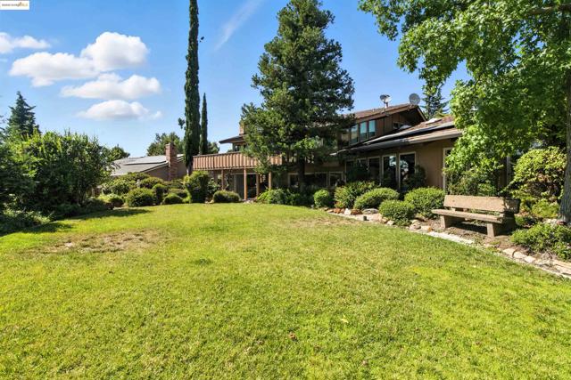 3112 View Drive, Antioch CA: https://media.crmls.org/mediaz/2490f205-9a7e-452c-97e3-d923e089cd6d.jpg