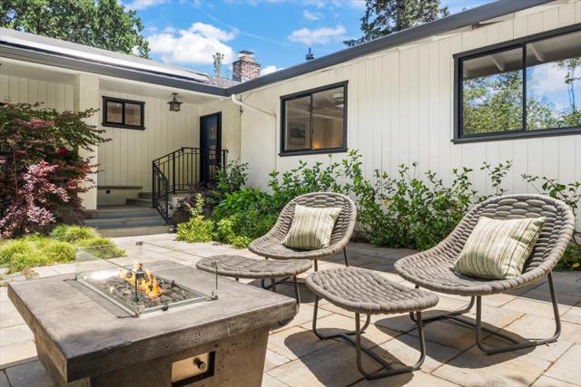 104 Pinta Court, Los Gatos CA: https://media.crmls.org/mediaz/2491b961-81fe-4e82-a463-7aa43c696fa0.jpg
