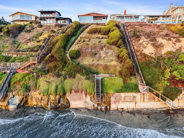 1230 Neptune Ave, Encinitas CA: https://media.crmls.org/mediaz/2492d9c6-8c24-476a-8169-09af49dbb8fc.jpg