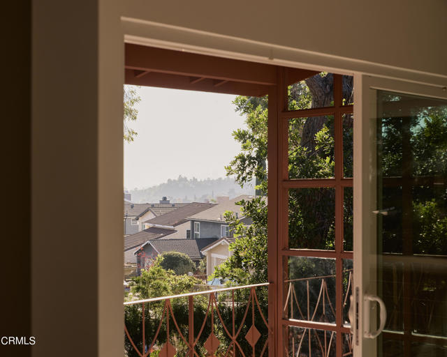 Detail Gallery Image 24 of 35 For 6002 Springvale Dr, Los Angeles,  CA 90042 - 3 Beds | 2 Baths