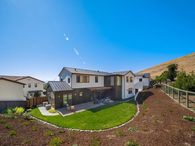 231 Cavalo Court, Fremont CA: https://media.crmls.org/mediaz/24940e53-7726-4038-9e3b-b65e177c1f98.jpg