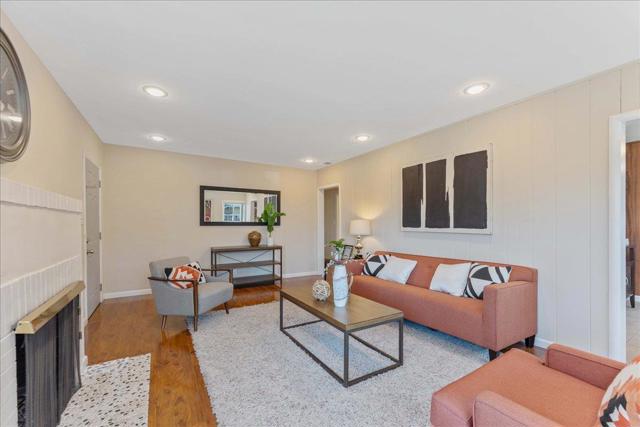 58 Clareview Avenue, San Jose CA: https://media.crmls.org/mediaz/2494aa72-f9fe-4e24-9698-9bd2c254a3ce.jpg