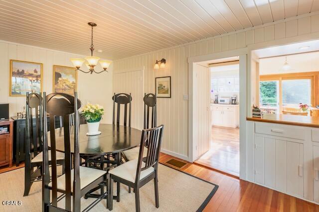 Detail Gallery Image 7 of 25 For 44561 Gordon Ln, Mendocino,  CA 95460 - 3 Beds | 2 Baths
