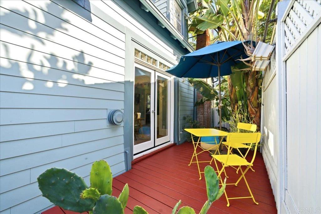 110 Lewis - photo 9