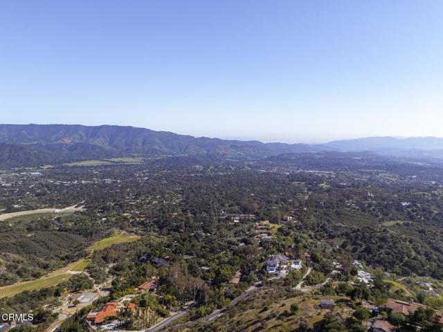 1797 Foothill Road, Ojai CA: https://media.crmls.org/mediaz/2496344e-2f2e-43ef-9d22-763456225175.jpg
