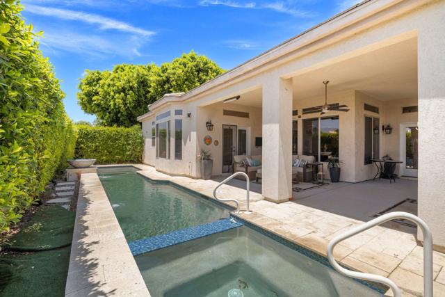 80149 Royal Birkdale Drive, Indio CA: https://media.crmls.org/mediaz/24966cbf-bfa9-41a5-87e4-76f68a8844d7.jpg