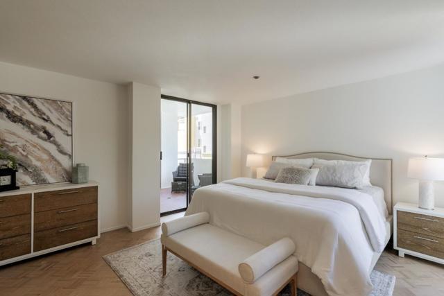 110 Park Road, Burlingame CA: https://media.crmls.org/mediaz/2496ae33-a79a-472f-9ebd-e6158339f8df.jpg