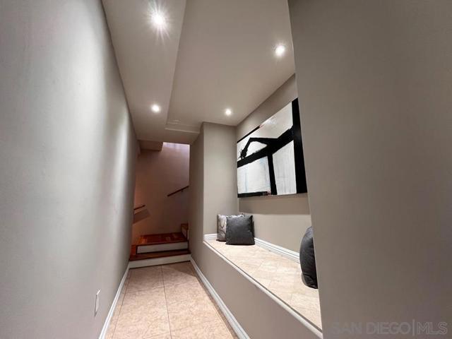 4275 Crestview, La Mesa CA: https://media.crmls.org/mediaz/2496d611-d2a5-4fe3-a9ed-9544374b0752.jpg