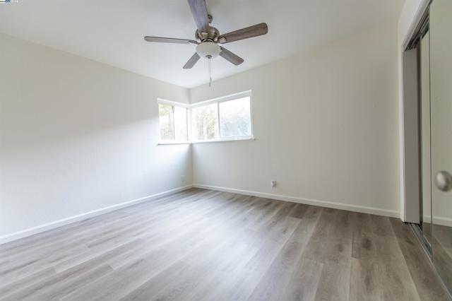 1815 Fairview St, Berkeley CA: https://media.crmls.org/mediaz/24982b70-badc-48ec-903b-710ccd283911.jpg