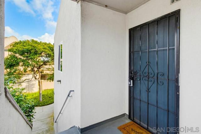 Image 45 of 48 For 3242 Ashford St  K