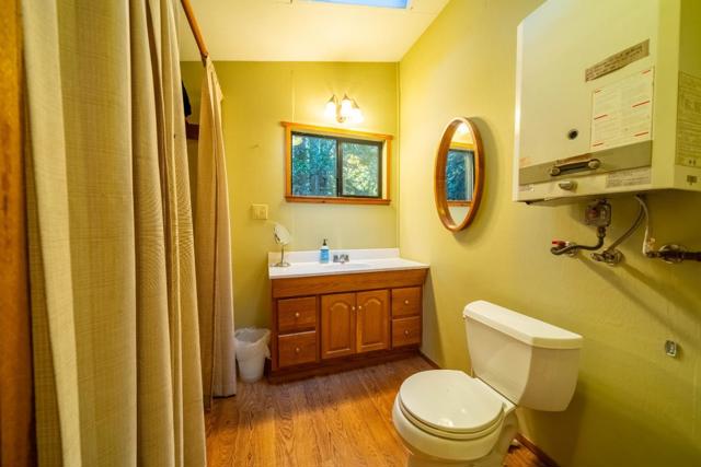 1301 Bear Creek, Boulder Creek CA: https://media.crmls.org/mediaz/2499122f-cbbb-4499-9e87-2ced3f7129f4.jpg