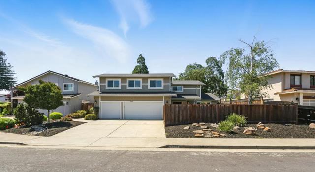 1010 Creekside Court, Morgan Hill CA: https://media.crmls.org/mediaz/24993ad5-bade-494a-9fe7-51072b355c46.jpg