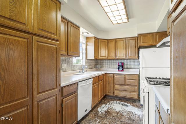 Detail Gallery Image 17 of 48 For 2224 Anthony Dr, Ventura,  CA 93003 - 2 Beds | 1 Baths