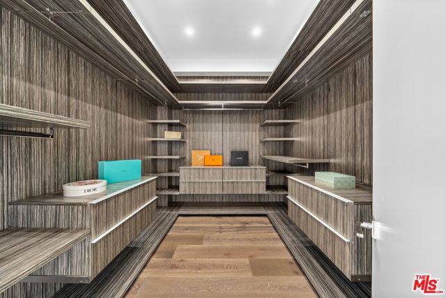 1609 N Stanley Avenue, Los Angeles CA: https://media.crmls.org/mediaz/249b134c-ec0c-4beb-8ca0-d010b7e7ae85.jpg