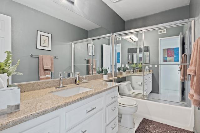 3162 Sunflower N Loop, Palm Springs CA: https://media.crmls.org/mediaz/249b67d5-e1ed-4a12-a321-defb1fcb2eb9.jpg