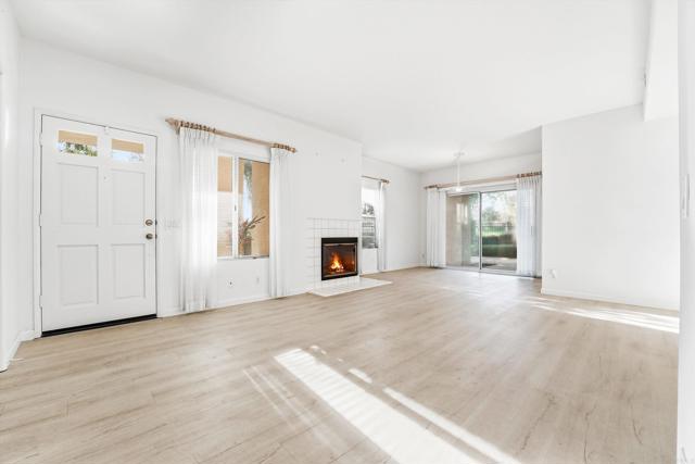 Detail Gallery Image 5 of 32 For 63 Encantado Canyon, Rancho Santa Margarita,  CA 92688 - 2 Beds | 2 Baths