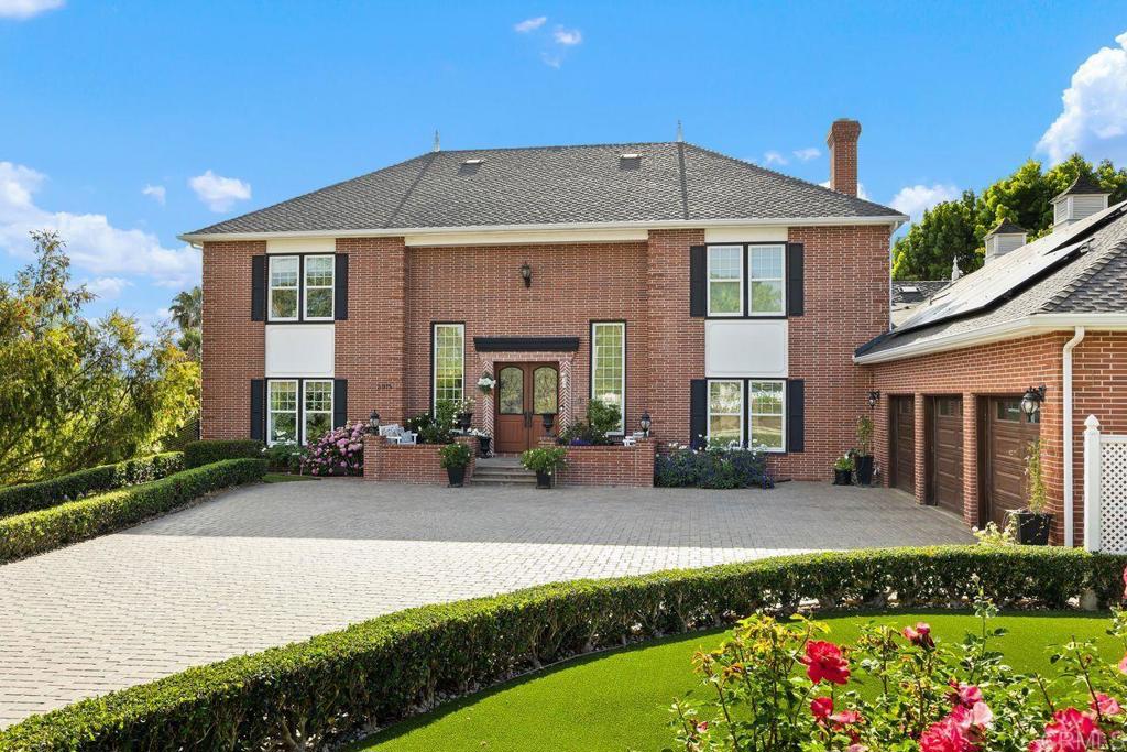 2915 Managua Place